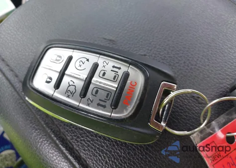 2021 Chrysler Voyager Lxi из США, поврежденный, VIN 2C4RC1DG0MR569650